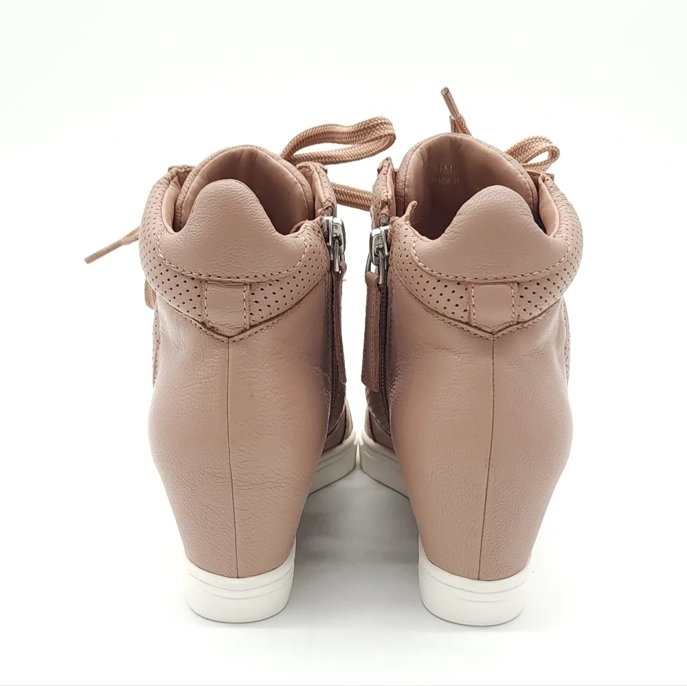 Linea Paolo FARLEY Sporty Streetwear Hidden Wedge Sneaker Nude Size 5.5